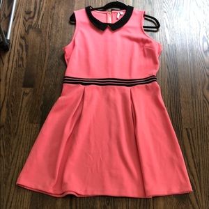 Coral dress with Peter Pan collar